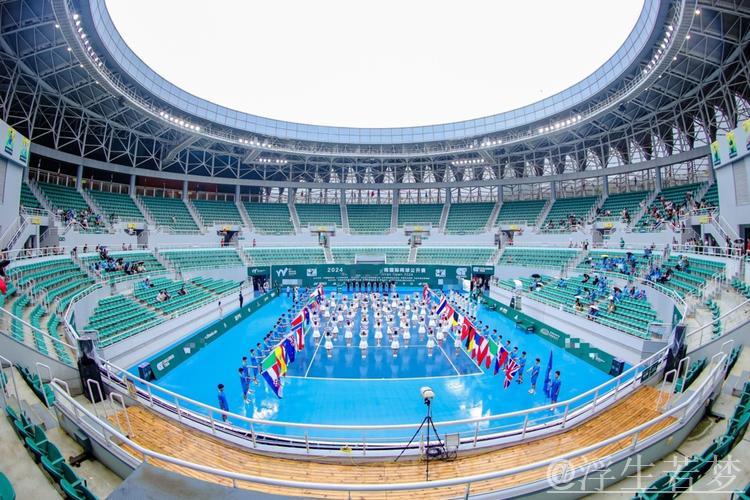 将比赛场地转化为消费中心